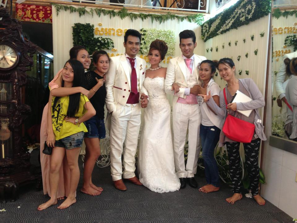 ประมวลภาพงานแต่งเขมรสวยๆ