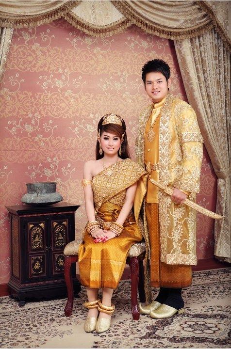 ประมวลภาพงานแต่งเขมรสวยๆ
