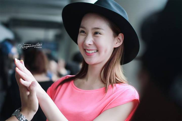 Erin 9muses ครับ สาวสวยแสนเกรียน ^^