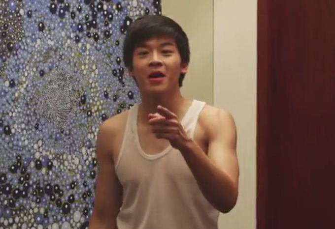 โอ้ว... ท่ากินลิ้นจี่ของมาร์ชนี่ช่าง...