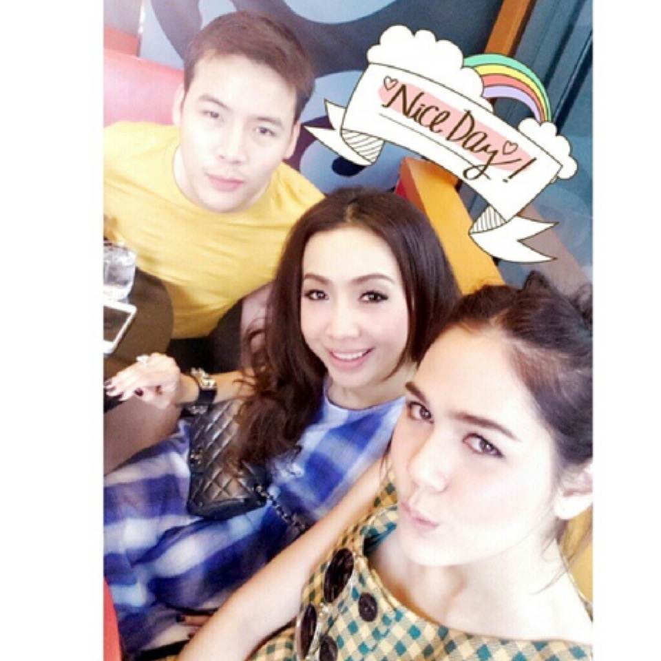 ชมพู่ อารยา แฟชั่นนิสต้าสุดฮอตของเมืองไทย