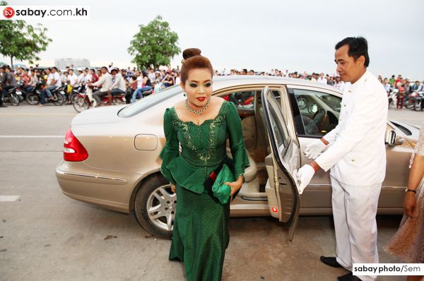 ดาราเขมรที่ได้รับแชมป์ประจำปี 2013