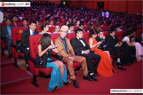 ดาราเขมรที่ได้รับแชมป์ประจำปี 2013