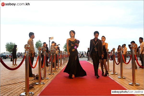 ดาราเขมรที่ได้รับแชมป์ประจำปี 2013