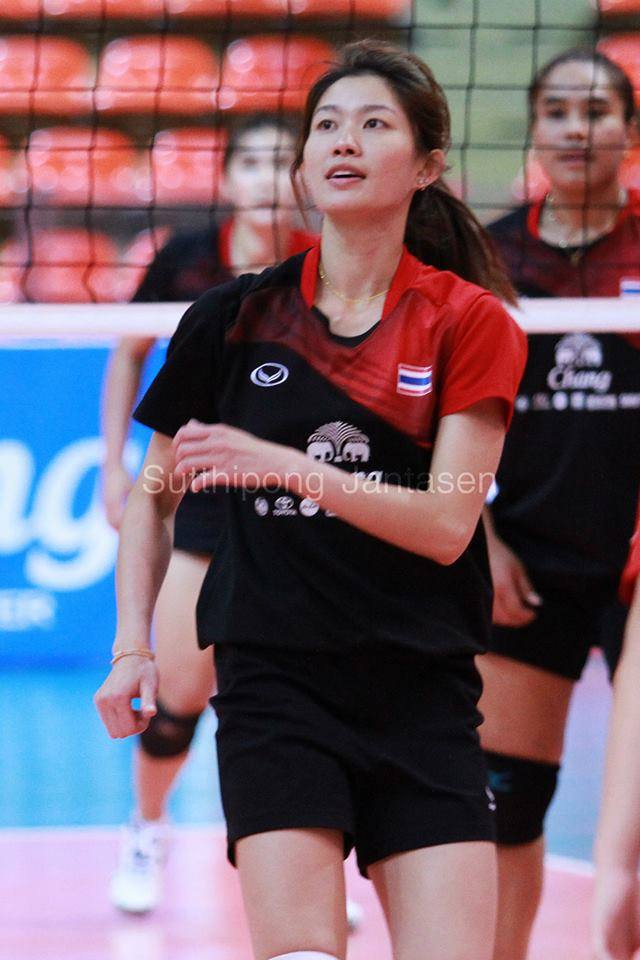 มาดูสาวๆในแวดวงวอลเล่บอลไทยกัน