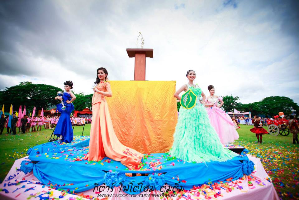 กีฬาสี รร.วิสุทธรังษี จ.กาญจนบุรี ยิ่งใหญ่อลังการงานสร้างจัดเต็มสุดๆ