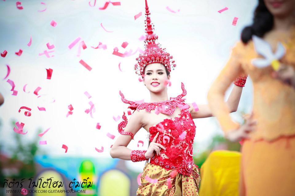 กีฬาสี รร.วิสุทธรังษี จ.กาญจนบุรี ยิ่งใหญ่อลังการงานสร้างจัดเต็มสุดๆ