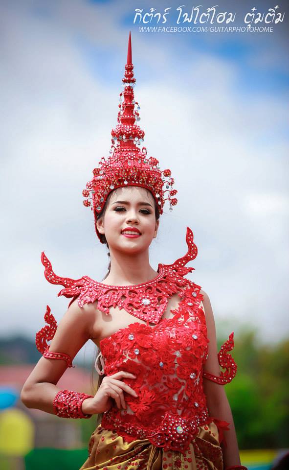 กีฬาสี รร.วิสุทธรังษี จ.กาญจนบุรี ยิ่งใหญ่อลังการงานสร้างจัดเต็มสุดๆ