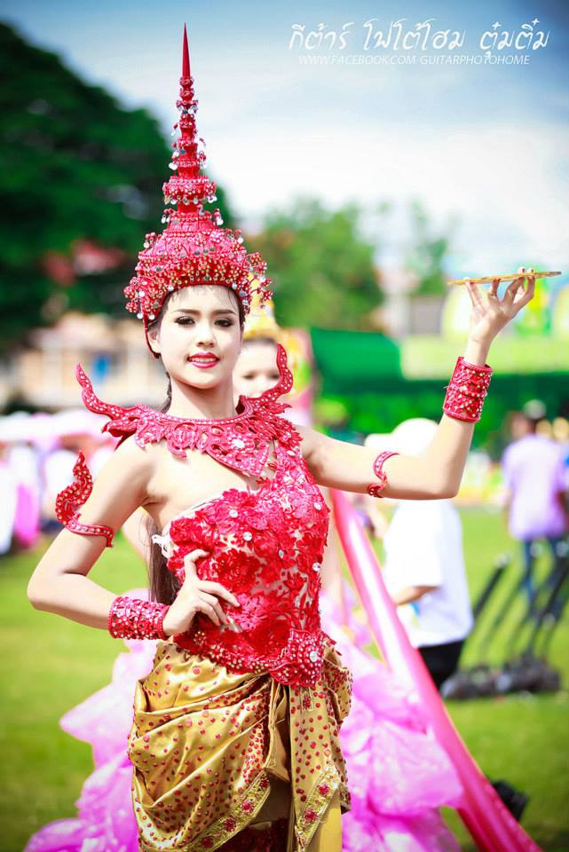 กีฬาสี รร.วิสุทธรังษี จ.กาญจนบุรี ยิ่งใหญ่อลังการงานสร้างจัดเต็มสุดๆ