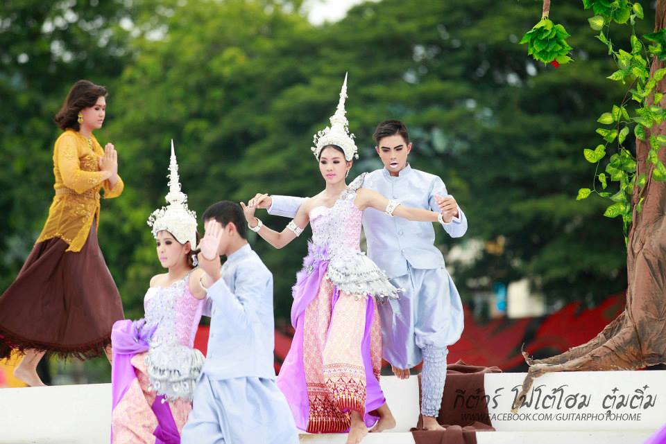 กีฬาสี รร.วิสุทธรังษี จ.กาญจนบุรี ยิ่งใหญ่อลังการงานสร้างจัดเต็มสุดๆ