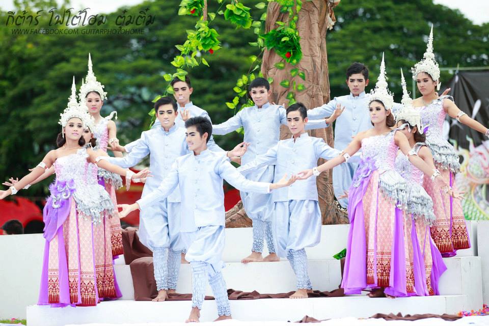 กีฬาสี รร.วิสุทธรังษี จ.กาญจนบุรี ยิ่งใหญ่อลังการงานสร้างจัดเต็มสุดๆ