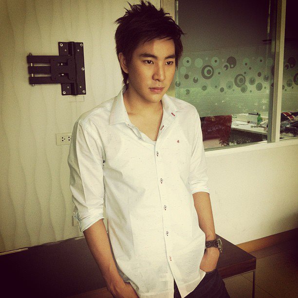 ยิ่งโตยิ่งหล่อ