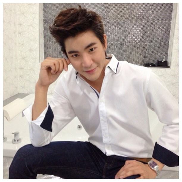 ยิ่งโตยิ่งหล่อ