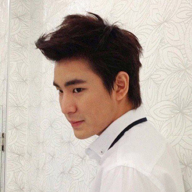 ยิ่งโตยิ่งหล่อ