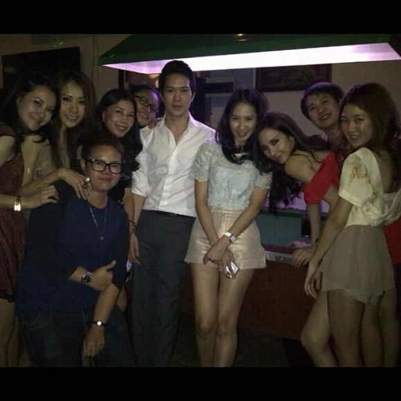 มาดูหน้าชัดๆของแฟน อั้ม พัชราภา ไชยเชื้อ กันคะ แอมป์ พิธาน องค์โฆษิต