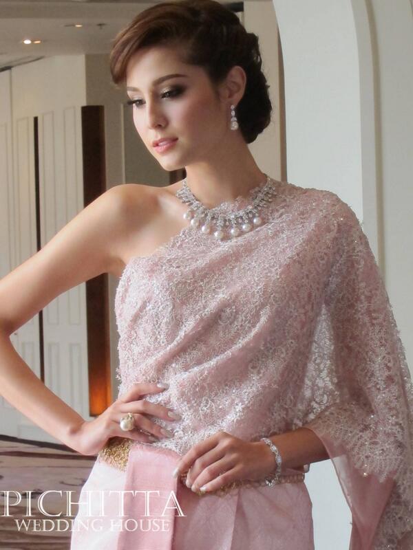 ภาพเบื้องหลังแฟชั่นของสาวขวัญ อุษามณี จากนิตยสาร I Do