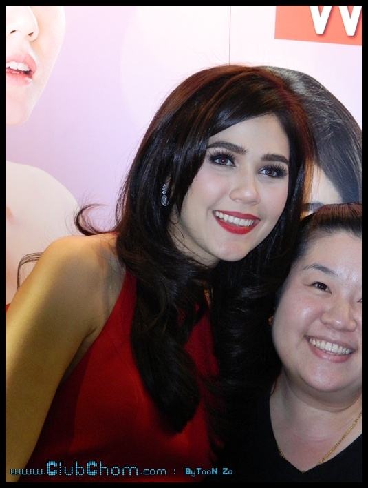 ชมพู่ อารยา ในงานPhilips ActiveCare Beauty Roadshow