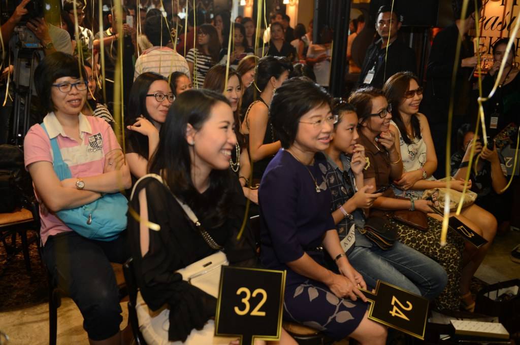 ปิดฉากอย่างสวยงาม Magnum Cafe เซเล็บแน่นร่วมประมูลสมบัติในร้าน