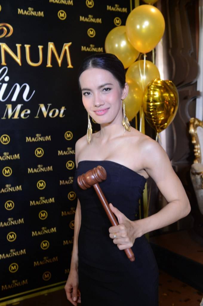 ปิดฉากอย่างสวยงาม Magnum Cafe เซเล็บแน่นร่วมประมูลสมบัติในร้าน