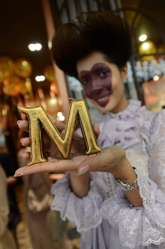 ปิดฉากอย่างสวยงาม Magnum Cafe เซเล็บแน่นร่วมประมูลสมบัติในร้าน
