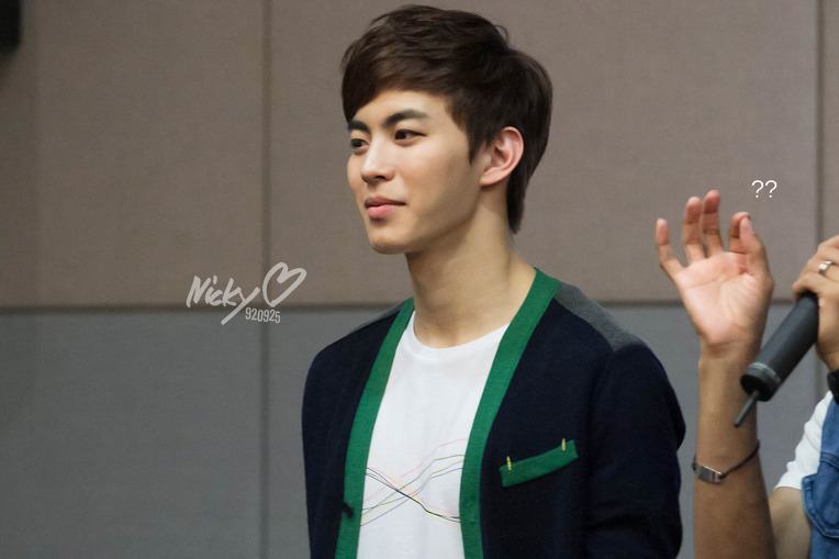 ผู้ชายคนนี้ที่ทำให้ฉันเพ้อถึงเธอ....ฮงบิน...VIXX