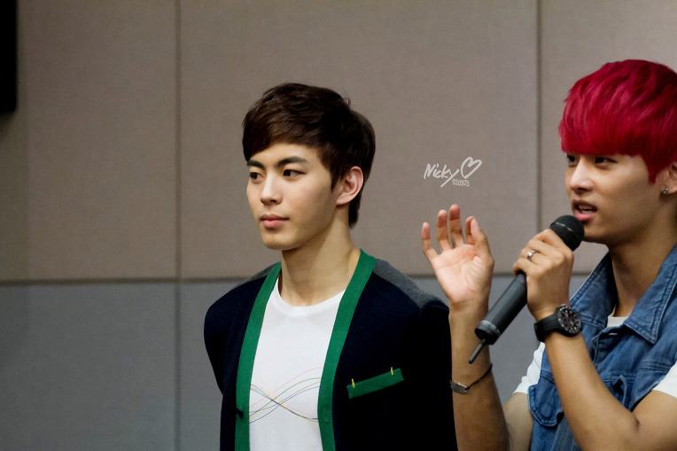 ผู้ชายคนนี้ที่ทำให้ฉันเพ้อถึงเธอ....ฮงบิน...VIXX