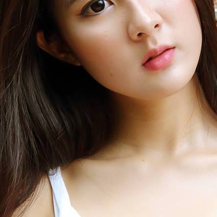 สาวน้อยหน้ามนจากเพลงน่ารักฝุดๆ