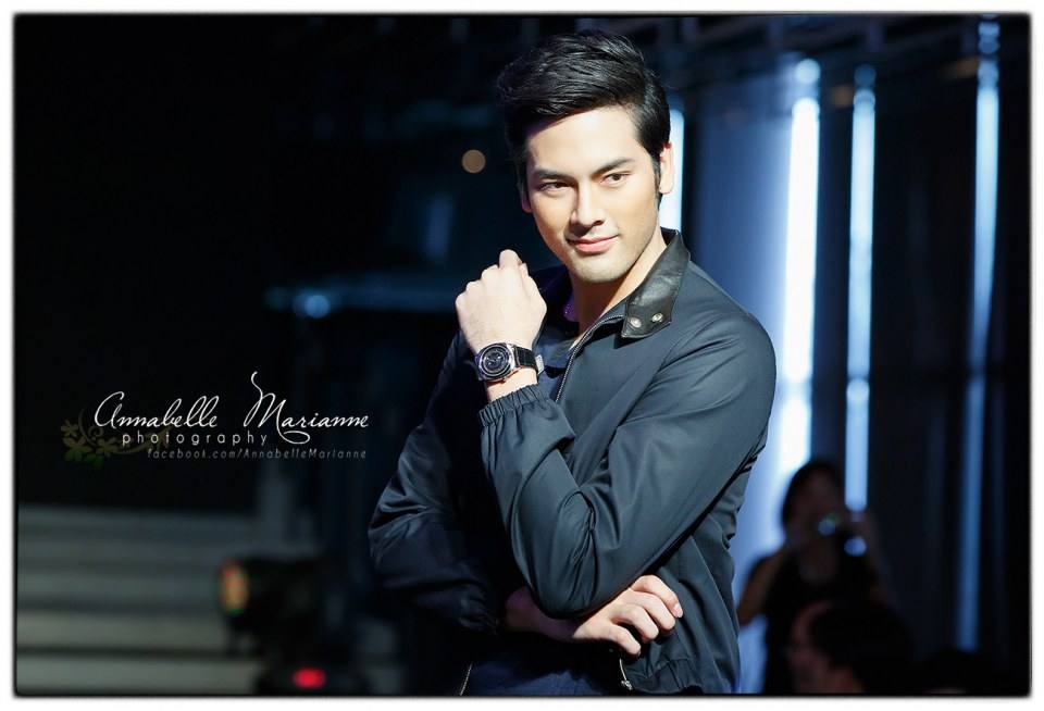 "บอม ธนิน"  สวมนาฬิกา 14 ล้าน  !!