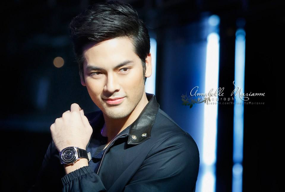 "บอม ธนิน"  สวมนาฬิกา 14 ล้าน  !!
