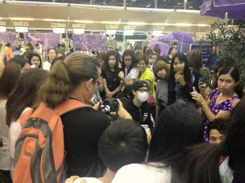 เจมส์ จิ ขึ้นหน้า1เกือบทุกฉบับ
