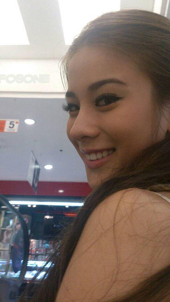 เก้า สุภัสสรา ธนชาต พร้อมเพลงเพราะๆจ๊า
