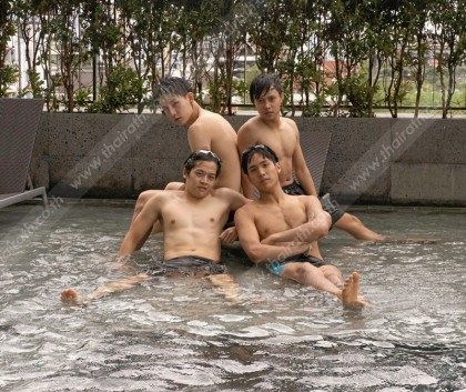 พอแค่นี้ก่อน.....105 (5 หนุ่มฮอร์โมน วัยว้าวุ่น)