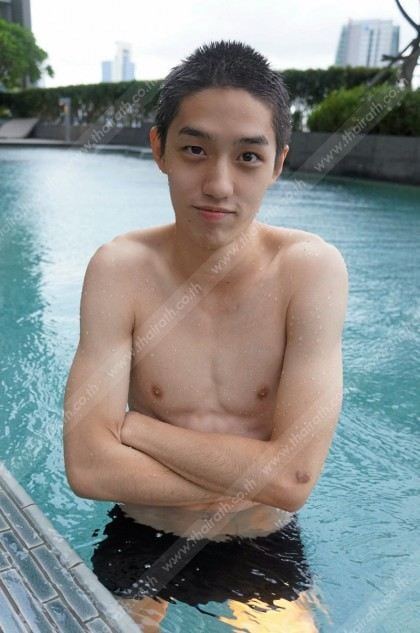 พอแค่นี้ก่อน.....105 (5 หนุ่มฮอร์โมน วัยว้าวุ่น)