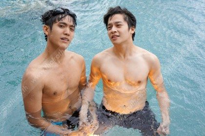 พอแค่นี้ก่อน.....105 (5 หนุ่มฮอร์โมน วัยว้าวุ่น)