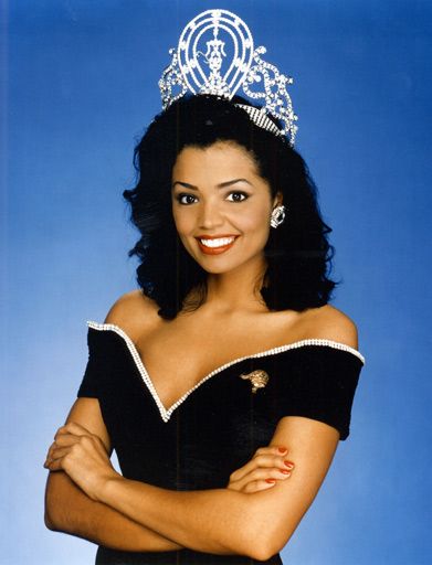 คุณชอบ Miss U.S.A. คนไหนมากที่สุดและคุณคิดยังไงกับ Miss U.S.A. ในการครองมงกุฏ Miss Universe ถึง 8 ครั้ง