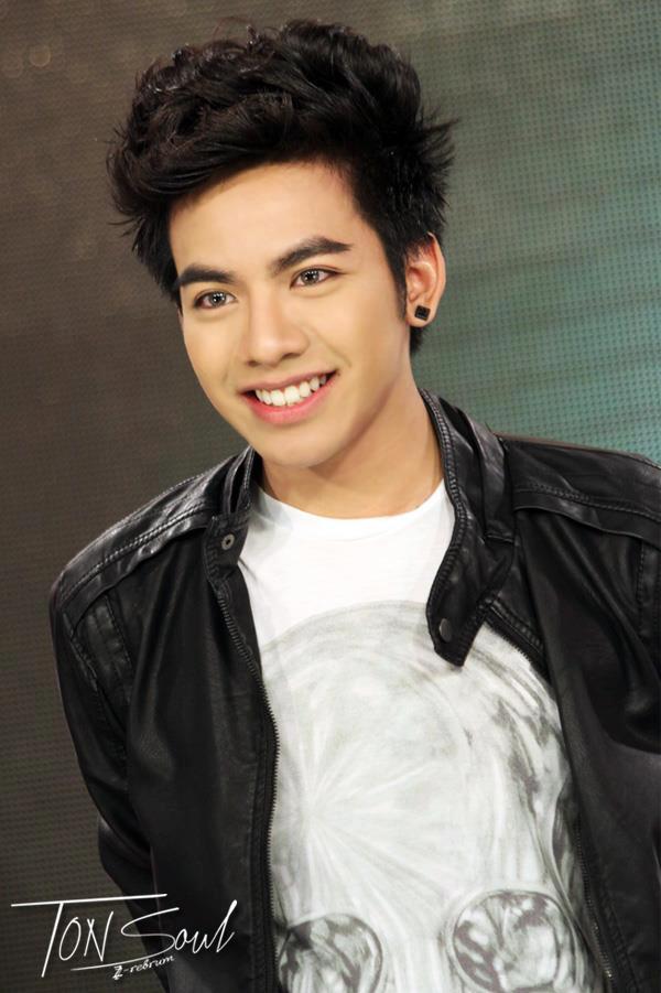 ต้น ธนษิต จะมาเปิดเผยเรื่องราวการอกหัก ใน Black Night Concert