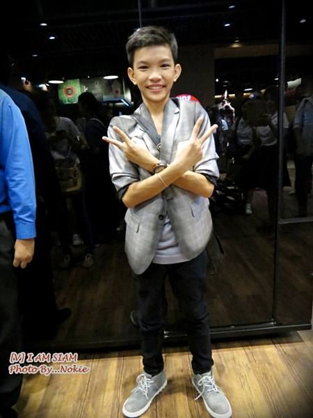 หนุ่มน้อยหล่อเท่ห์ เสียงดี ต๊ะ THE VOICE