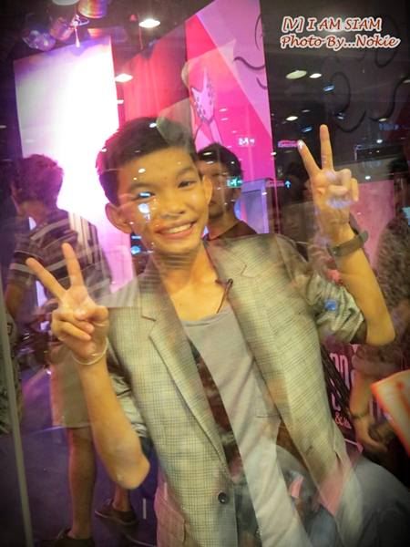 หนุ่มน้อยหล่อเท่ห์ เสียงดี ต๊ะ THE VOICE