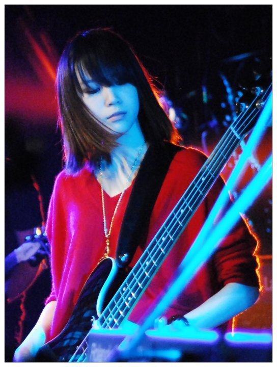 cheng yu xi (程予希)