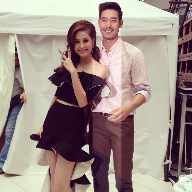 เวียร์ ศุกลวัฒน์ & ขวัญ อุษามณี ใน 7 สีคอนเสิร์ต Weir For Fan วันนี้ คนเยอะมากๆ