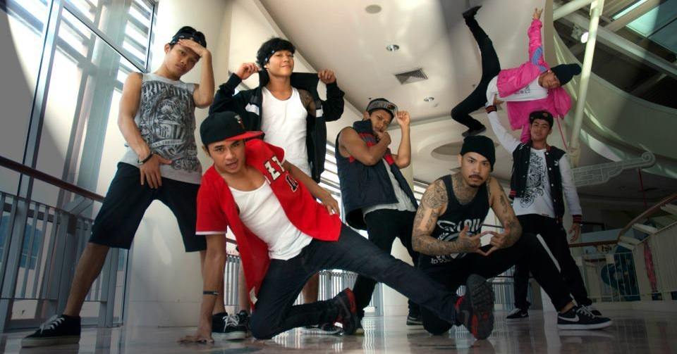 ติดใจลีลาหนุ่มๆ Power Storm Crew ค่ะ