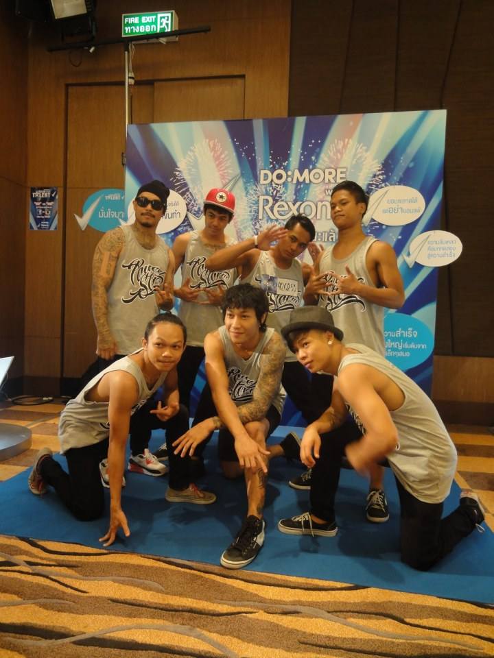 ติดใจลีลาหนุ่มๆ Power Storm Crew ค่ะ