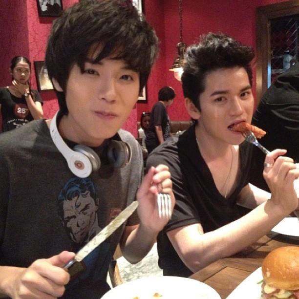 เต๋ากะคชาคู่กัน