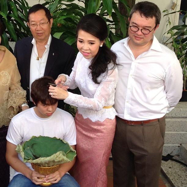 บันไดดาว^^พีช พชร จิราธิวัฒน์