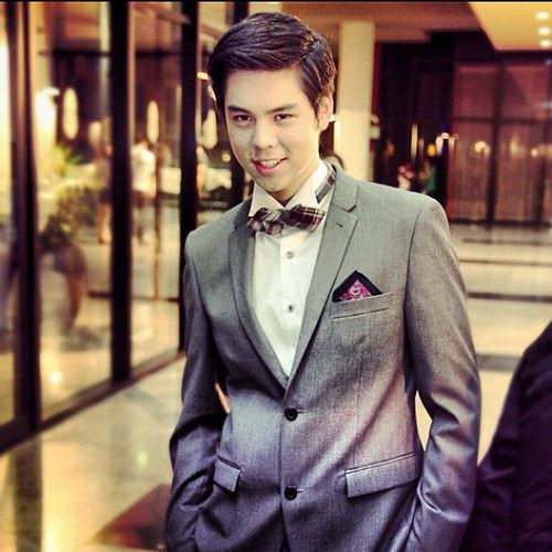 บันไดดาว^^พีช พชร จิราธิวัฒน์