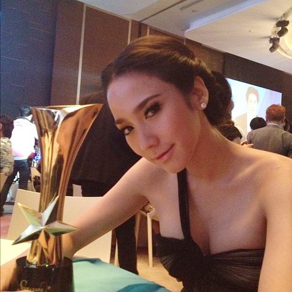 ซุป'ตาร์เบอร์ 1 ของเมืองไทย อั้ม-พัชราภา ไชยเชื้อ