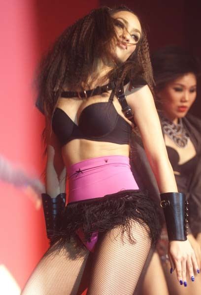 รวมรูปเหล่าขาDANCE จากทุกมุมโลก
