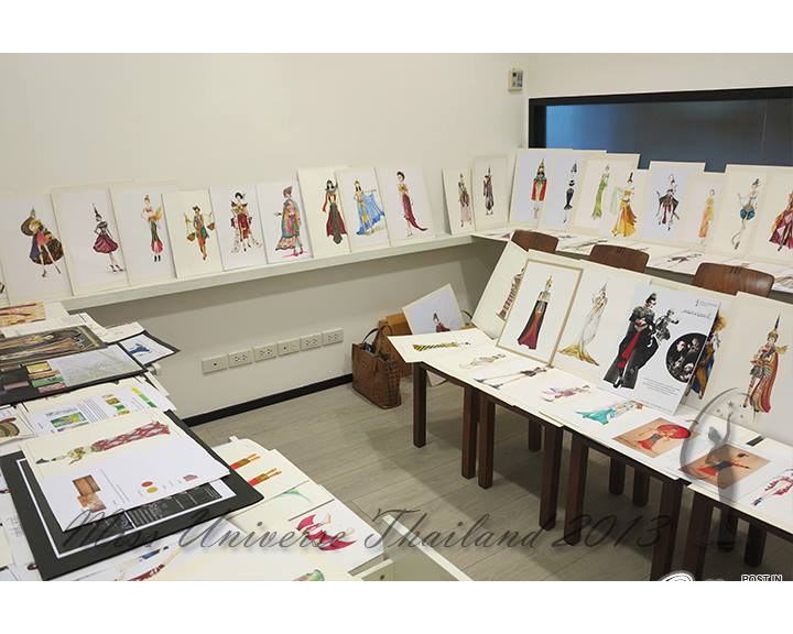 หลุดชุดประจำชาติ 2013