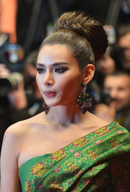ย้อนวันวาน 'ญาญ่าญิ๋ง' นักแสดงหญิงชาวไทยคนแรก ที่ไปเหยียบพรมแดงเมืองคานส์