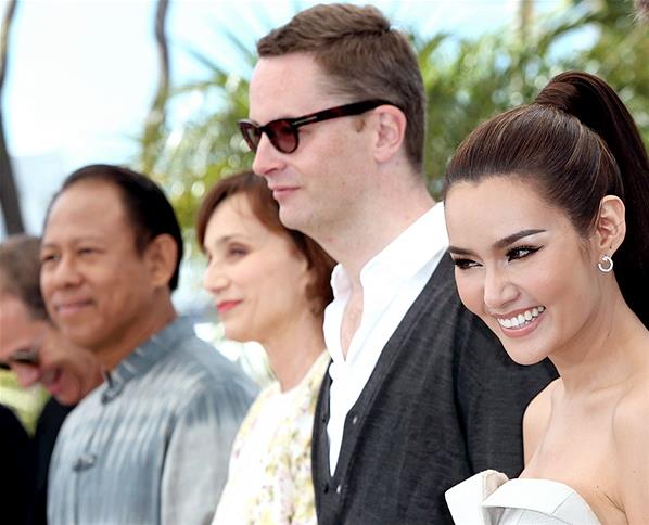 ย้อนวันวาน 'ญาญ่าญิ๋ง' นักแสดงหญิงชาวไทยคนแรก ที่ไปเหยียบพรมแดงเมืองคานส์